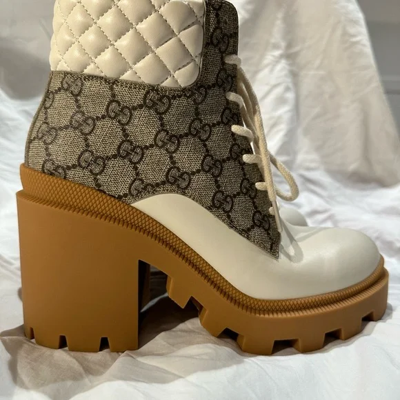 Gucci lace up boots size 38.5 - Picture 7 of 9